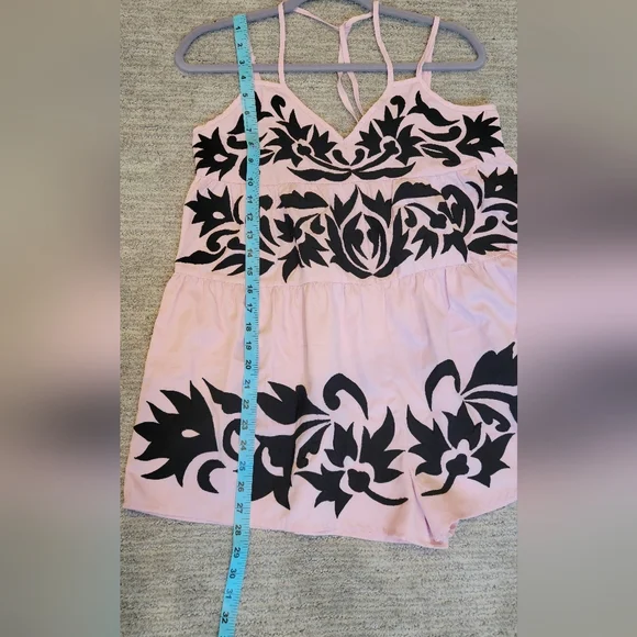 Romper - Picture 4 of 8